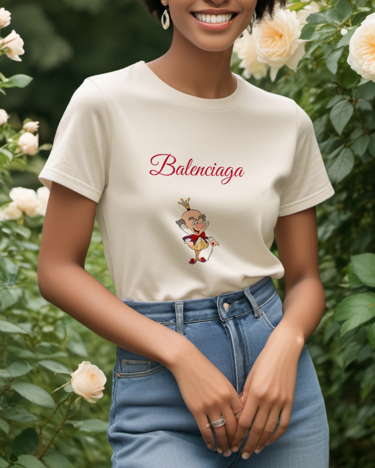 Ivory Little Crowned Royal Graphic T-Shirt - styled view 4